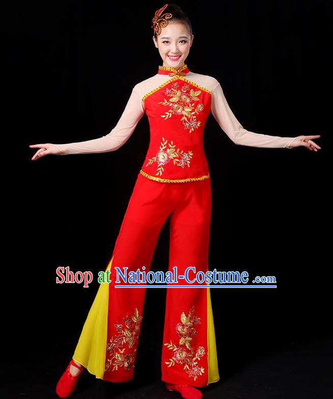 Traditional Chinese Yangge Fan Dance Embroidered Red Uniform, China Classical Folk Yangko Drum Dance Clothing for Women