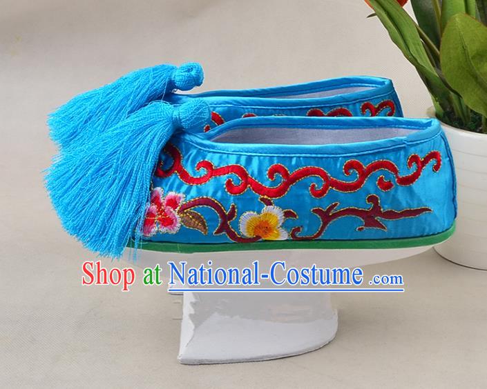 Asian Chinese Beijing Opera Actress Blue Embroidered Shoes, Traditional China Peking Opera Diva Hanfu Manchu Shoes