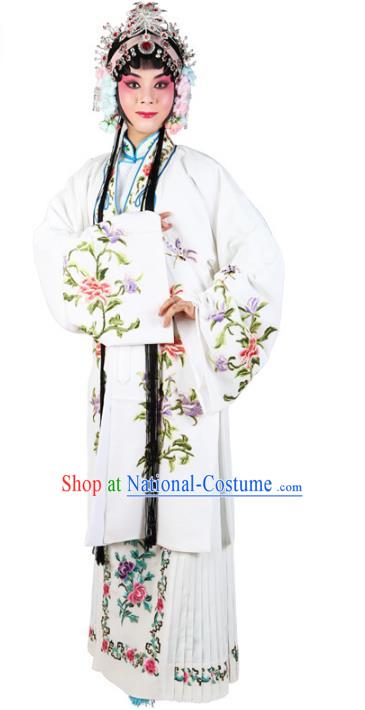 Chinese Beijing Opera Actress Costume White Embroidered Cape, Traditional China Peking Opera Nobility Lady Embroidery Clothing