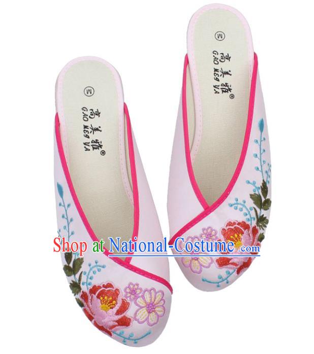 Traditional Chinese National Bride Light Pink Satin Embroidered Shoes, China Handmade Embroidery Peony Hanfu Slippers for Women