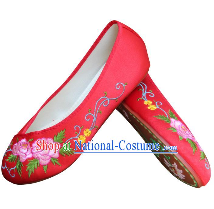 Traditional Chinese National Bride Red Embroidered Shoes, China Handmade Embroidery Peony Hanfu Cloth Shoes for Women