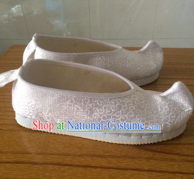 Traditional Chinese Ancient Princess White Satin Embroidered Shoes, China Handmade Hanfu Embroidery Shoes for Women