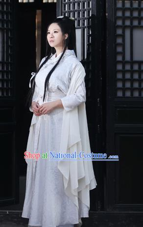 Ancient Chinese Swordsman White Embroidered Costumes for Women