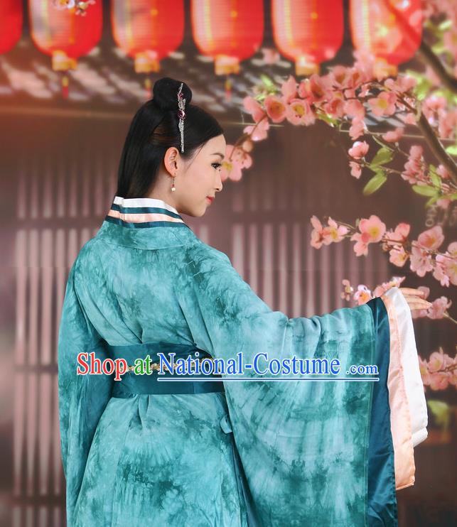 Traditional Ancient Chinese Imperial Consort Costume, Elegant Hanfu Clothing Chinese Han Dynasty Imperial Emperess Green Tie-Dye Tailing Clothing for Women