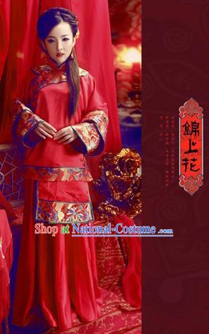 Ancient Chinese Costume Chinese Style Wedding Dress Red Ancient Women Longfeng Dragon and Phoenix Flown Bride Toast Cheongsam