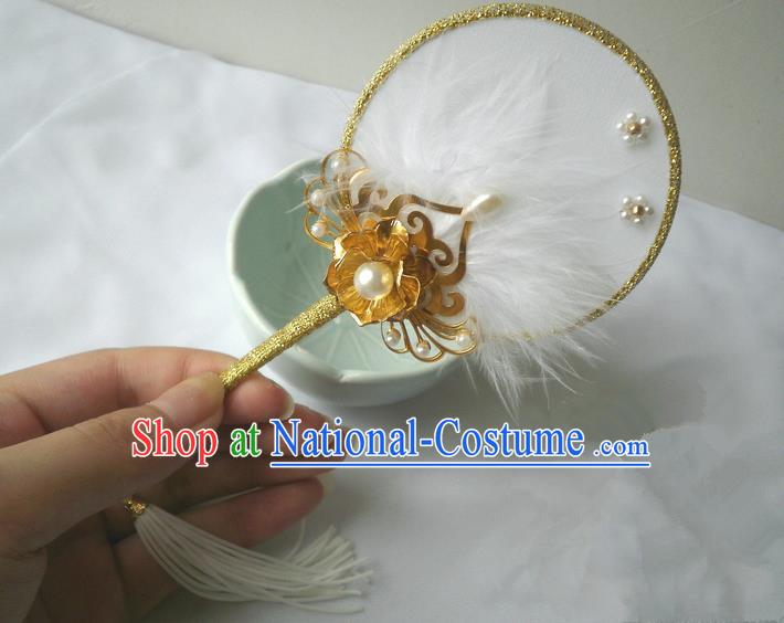 Traditional Chinese Handmade Ancient Hanfu White Plush Little Fan Props