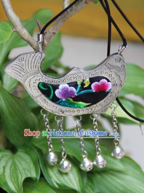 Traditional Chinese Miao Nationality Crafts, Hmong Handmade Miao Silver Embroidery Fish Pendant, Miao Ethnic Minority Necklace Accessories Bells Pendant for Women