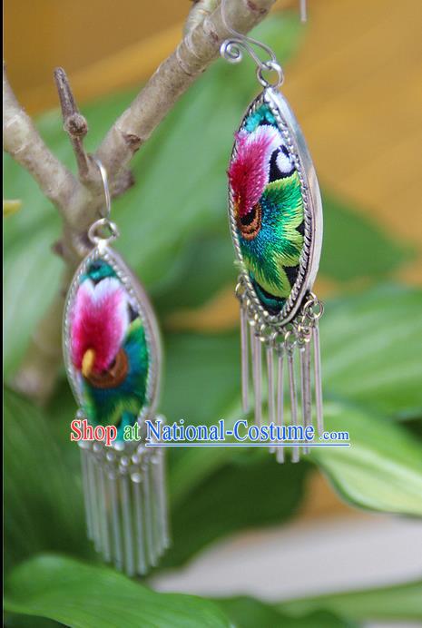 Traditional Chinese Miao Nationality Crafts, Hmong Handmade Miao Silver Embroidery Flowers Tassel Earrings, Miao Ethnic Minority Eardrop Accessories Ear Pendant for Women