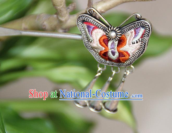 Traditional Chinese Miao Nationality Crafts Jewelry Accessory, Hmong Handmade Embroidery Miao Silver Butterfly Hairpin, Miao Ethnic Minority Bells Hair Fascinators Hairpins for Women