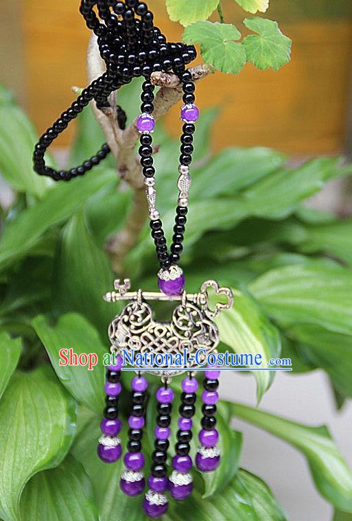 Traditional Chinese Miao Nationality Crafts Jewelry Accessory, Hmong Handmade Miao Silver Beads Tassel Chinese Knot Longevity Lock Pendant, Miao Ethnic Minority Necklace Accessories Sweater Chain Pendant for Women