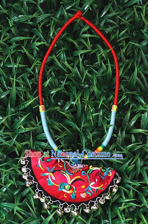 Traditional Chinese Miao Ethnic Minority Necklace, Hmong Handmade Colorized Collar Embroidery Pendant, Miao Ethnic Jewelry Accessories Bells Necklace for Women