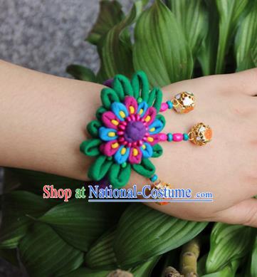 Traditional Chinese Miao Ethnic Minority Palace Jewelry Accessories Wristbands Bracelet, Hmong Handmade Bracelet Bells Chain Bracelet for Women