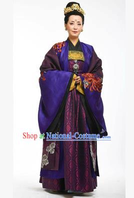 Traditional Ancient Chinese Imperial Emperess Costume, Chinese Tang Dynasty Wedding Dress, Cosplay Chinese Peri Imperial Empress Dowager Tailing Embroidered Clothing for Women