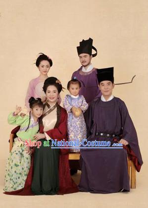 Traditional Ancient Chinese Family Costume Complete Set, Chinese Tang Dynasty Parent-Child Pregnant Woman Dress, Cosplay Chinese Family Portrait Clothing Hanfu 6 Items for Women for Men for Children