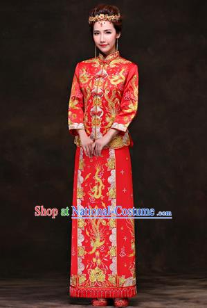 Traditional Ancient Chinese Costume Xiuhe Suits, Chinese Style Wedding Red Dress, Embroidered Dragon and Phoenix Flown Bride Toast Cheongsam for Women