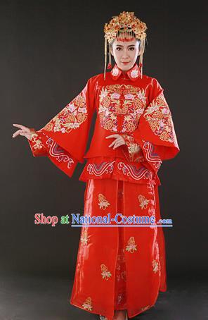 Traditional Ancient Chinese Costume Xiu he Suits, Chinese Style Wedding Red Dress, Embroidered Dragon and Phoenix Flown Bride Toast Cheongsam for Women