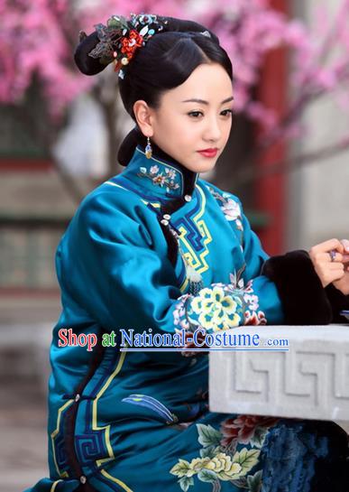 Traditional Ancient Chinese Imperial Concubine Costume, Chinese Qing Dynasty Manchu Lady Dress, Cosplay Chinese Manchu Minority Princess Peacock Blue Embroidered Clothing for Women