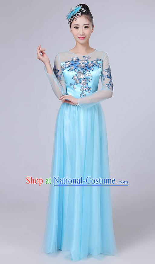 Traditional Chinese Yangge Fan Dancing Costume