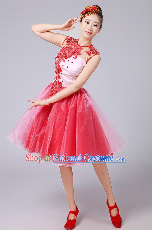 Traditional Chinese Modern Dancing Compere Costume, Women Opening Classic Dance Chorus Singing Group Embroidered Bubble Uniforms, Modern Dance Classic Dance Big Swing Purple Short Dress for Women