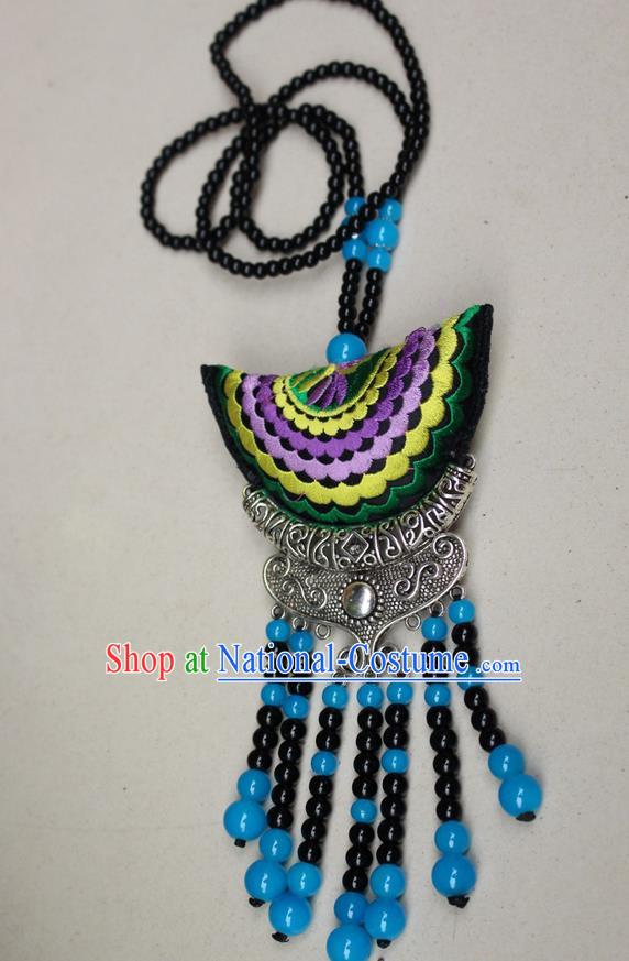 Traditional Chinese Miao Nationality Crafts Jewelry Accessory, Hmong Handmade Miao Silver Fish Beads Tassel Double Side Embroidery Pendant, Miao Ethnic Minority Necklace Accessories Sweater Chain Pendant for Women