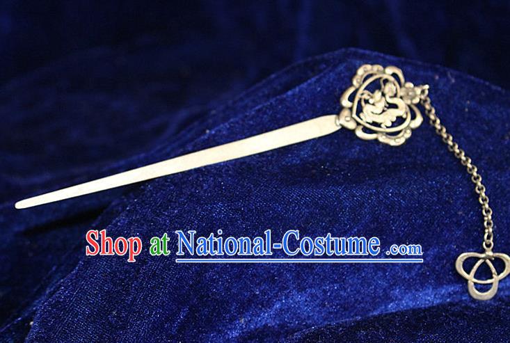 Traditional Chinese Miao Nationality Crafts Jewelry Accessory Hair Accessories, Hmong Handmade Miao Silver Palace Dragon Tassel Hair Sticks Hair Claw, Miao Ethnic Minority Hair Fascinators Hairpins for Women