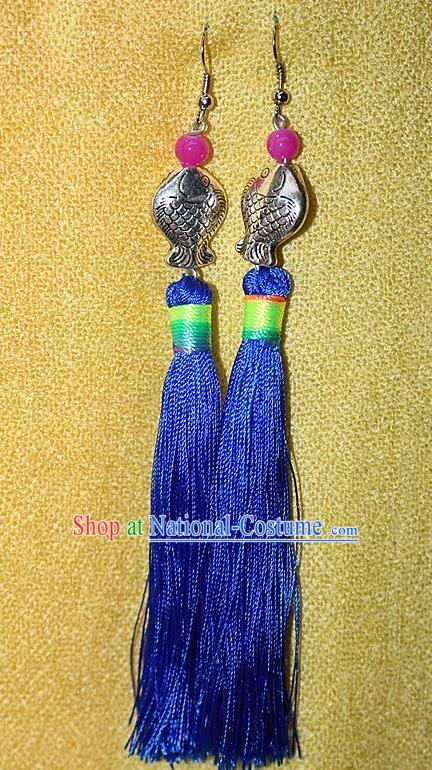 Traditional Chinese Miao Nationality Crafts Jewelry Accessory Classical Earbob Accessories, Hmong Handmade Miao Silver Kiss Fish Palace Lady Blue Silk Tassel Earrings, Miao Ethnic Minority Eardrop for Women