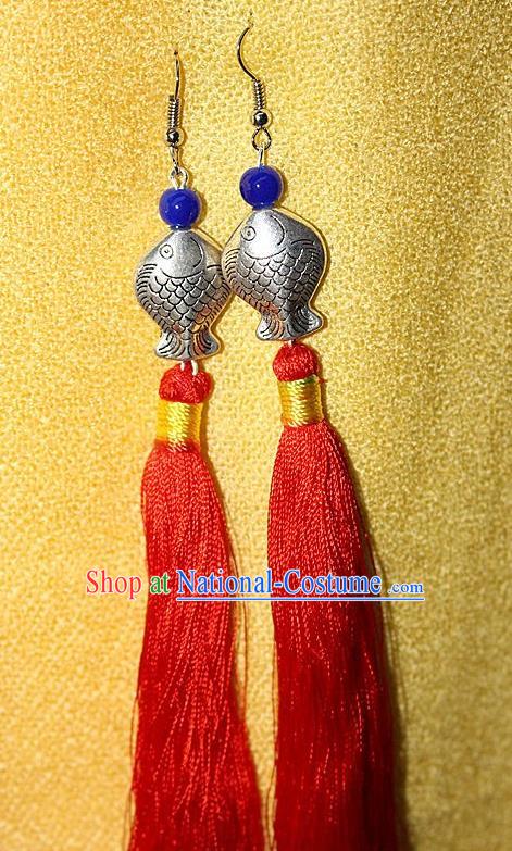 Traditional Chinese Miao Nationality Crafts Jewelry Accessory Classical Earbob Accessories, Hmong Handmade Miao Silver Kiss Fish Palace Lady Red Silk Tassel Earrings, Miao Ethnic Minority Eardrop for Women