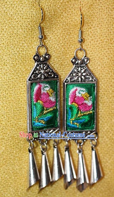 Traditional Chinese Miao Nationality Crafts Jewelry Accessory Classical Earbob Accessories, Hmong Handmade Miao Silver Palace Lady Tassel Embroidery Flowers Earrings, Miao Ethnic Minority Eardrop for Women