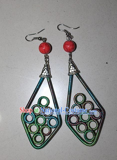 Traditional Chinese Miao Nationality Crafts Jewelry Accessory Classical Earbob Accessories, Hmong Handmade Kinking Palace Lady Earrings, Miao Ethnic Minority Weave Eardrop for Women