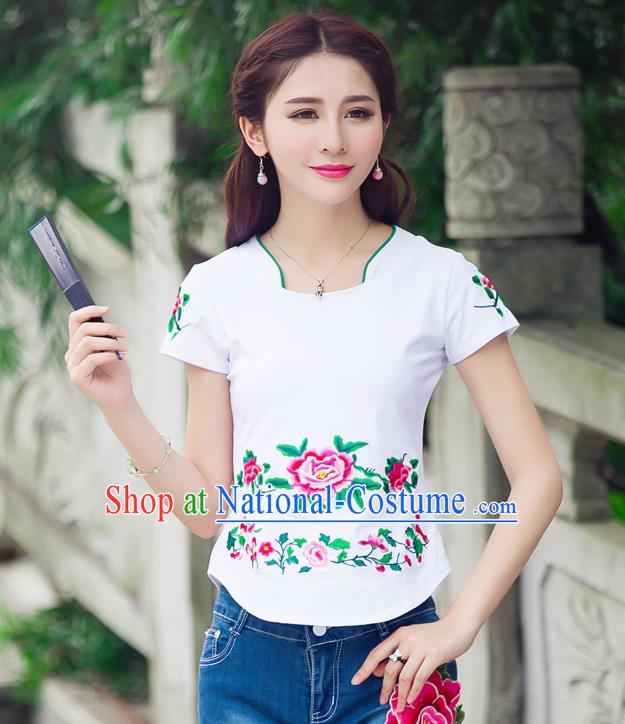 Traditional Ancient Chinese National Costume, Elegant Hanfu Embroidered Peony Flowers Mandarin Collar T-Shirt, China Tang Suit White Blouse Cheongsam Qipao Shirts Clothing for Women