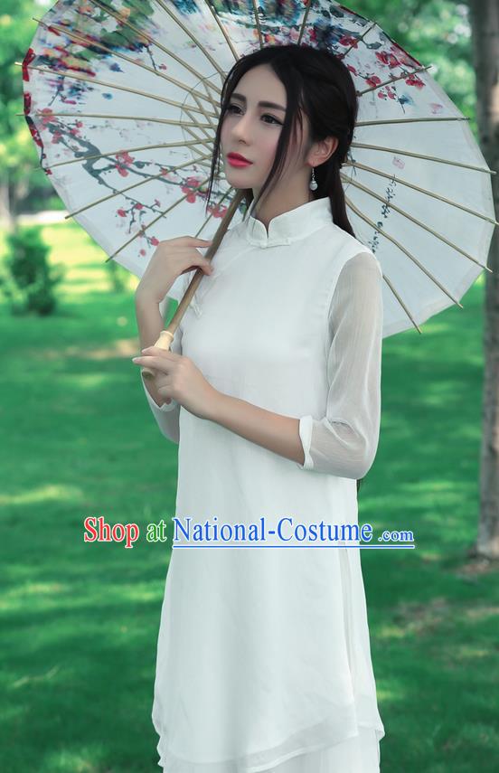 Traditional Chinese National Costume, Elegant Hanfu Silk Slant Opening Long White Blouse, China Tang Suit Republic of China Plated Buttons Blouse Cheongsam Upper Outer Garment Qipao Shirts Clothing for Women