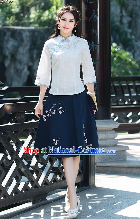 Traditional Ancient Chinese National Pleated Skirt Costume, Elegant Hanfu Embroidery Wintersweet Flowers Blue Skirt, China Tang Suit Bust Skirt for Women