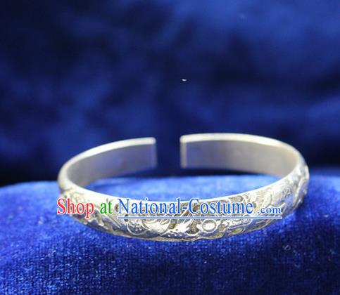 Traditional Chinese Miao Nationality Crafts Jewelry Accessory Bangle, Hmong Handmade Miao Silver Classical Dragons and Phoenixes Bracelet, Miao Ethnic Minority Silver Bracelet Accessories for Women