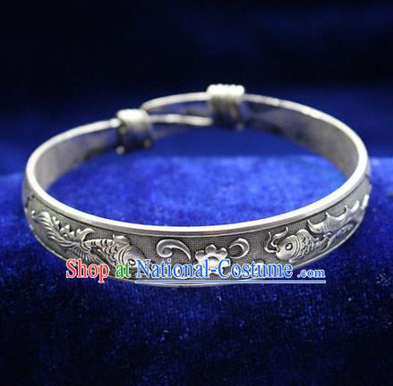 Traditional Chinese Miao Nationality Crafts Jewelry Accessory Bangle, Hmong Handmade Miao Silver Classical Double Fish Bracelet, Miao Ethnic Minority Silver Wide Bracelet Accessories for Women