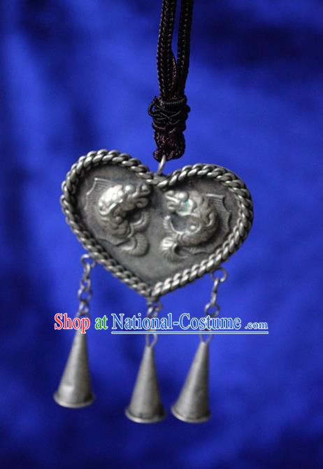 Traditional Chinese Miao Nationality Crafts Jewelry Accessory, Hmong Handmade Miao Silver Kiss Fish Heart-shaped Pendant, Miao Ethnic Minority Necklace Accessories Sweater Chain Pendant for Women