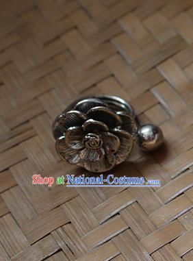 Traditional Chinese Miao Nationality Crafts Jewelry Accessory Classical Flower Ring, Hmong Handmade Miao Silver Palace Finger Ring, Miao Ethnic Minority Ring for Women