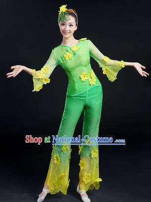 Traditional Chinese Yangge Fan Dancing Costume, Folk Dance Yangko Costume Drum Dance Jasmine Flower Clothing for Women