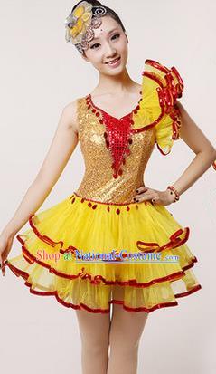 Traditional Chinese Modern Dancing Costume, Women Opening Classic Stage Performance Chorus Singing Group Dance Paillette Costume, Modern Dance Yellow Bubble Dress for Women