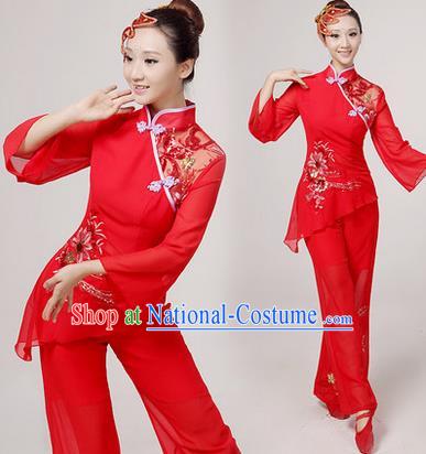 Traditional Chinese Yangge Fan Dancing Costume, Folk Dance Yangko Costume Drum Dance Red Embroider Clothing for Women