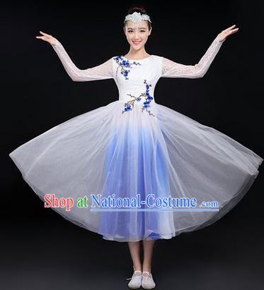 Traditional Chinese Yangge Fan Dancing Costume