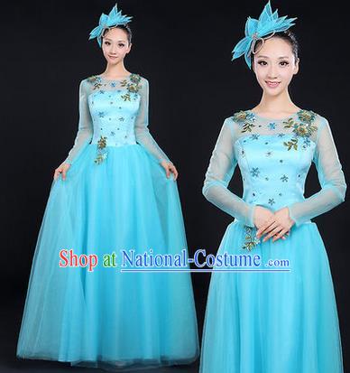 Traditional Chinese Yangge Fan Dancing Costume