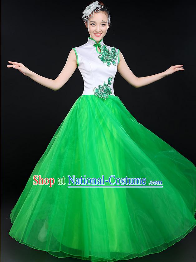 Traditional Chinese Yangge Fan Dancing Costume