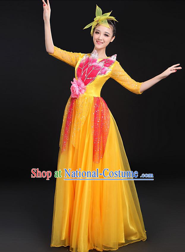 Traditional Modern Dancing Costume, Women Opening Classic Chorus Singing Group Dance Bubble Uniforms, Modern Dance Long Paillette Peony Yellow Dress for Women