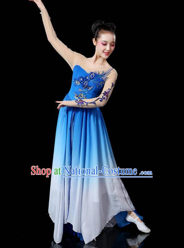 Traditional Chinese Yangge Fan Dancing Costume, Folk Dance Yangko Uniforms, Classic Umbrella Dance Elegant Dress Drum Dance Sequins Phoenix Blue Clothing for Women