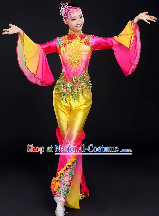 Traditional Chinese Yangge Fan Dancing Costume, Folk Dance Yangko Mandarin Sleeve Paillette Uniforms, Classic Dance Elegant Dress Drum Dance Paillette Tassel Clothing for Women