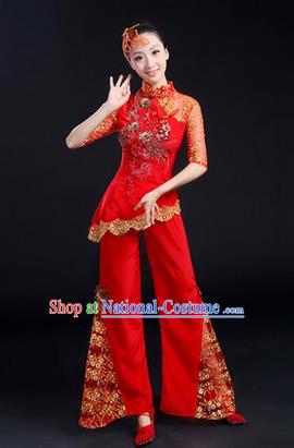 Traditional Chinese Yangge Fan Dancing Costume, Folk Dance Yangko Paillette Uniforms, Classic Dance Elegant Dress Drum Dance Paillette Red Clothing for Women