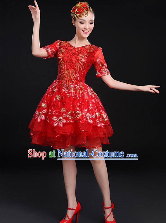 Traditional Chinese Modern Dancing Compere Costume, Women Opening Classic Chorus Singing Group Dance Paillette Uniforms, Modern Dance Bubble Short Red Dress for Women