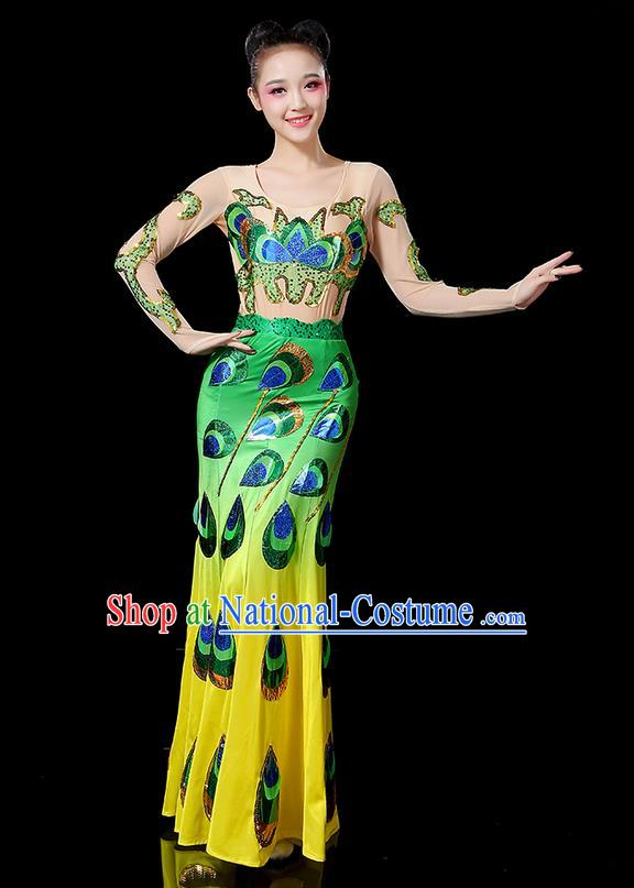 Traditional Chinese Dai Nationality Peacock Dancing Costume, Folk Dance Ethnic Paillette Fishtail Dress Uniform, Chinese Minority Nationality Dancing Green Clothing for Women