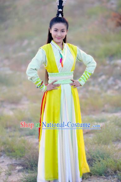 Traditional Ancient Chinese Swordswoman Costume, Chinese Ming Dynasty Chivalrous Woman Dress, Cosplay Chinese Television Drama Vagabondize Princess Hanfu Trailing Embroidery Clothing for Women