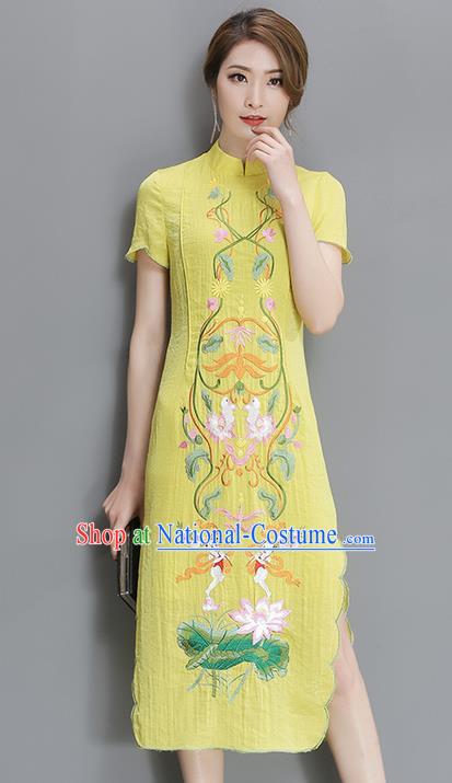 Traditional Ancient Chinese National Costume, Elegant Hanfu Mandarin Qipao Embroidered Lotus Yellow Dress, China Tang Suit Cheongsam Upper Outer Garment Elegant Dress Clothing for Women